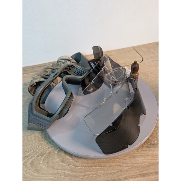 ESS Goggles With 4 Lenses Padding Strap Op Drips Military Clear Shade - Picture 2 of 5